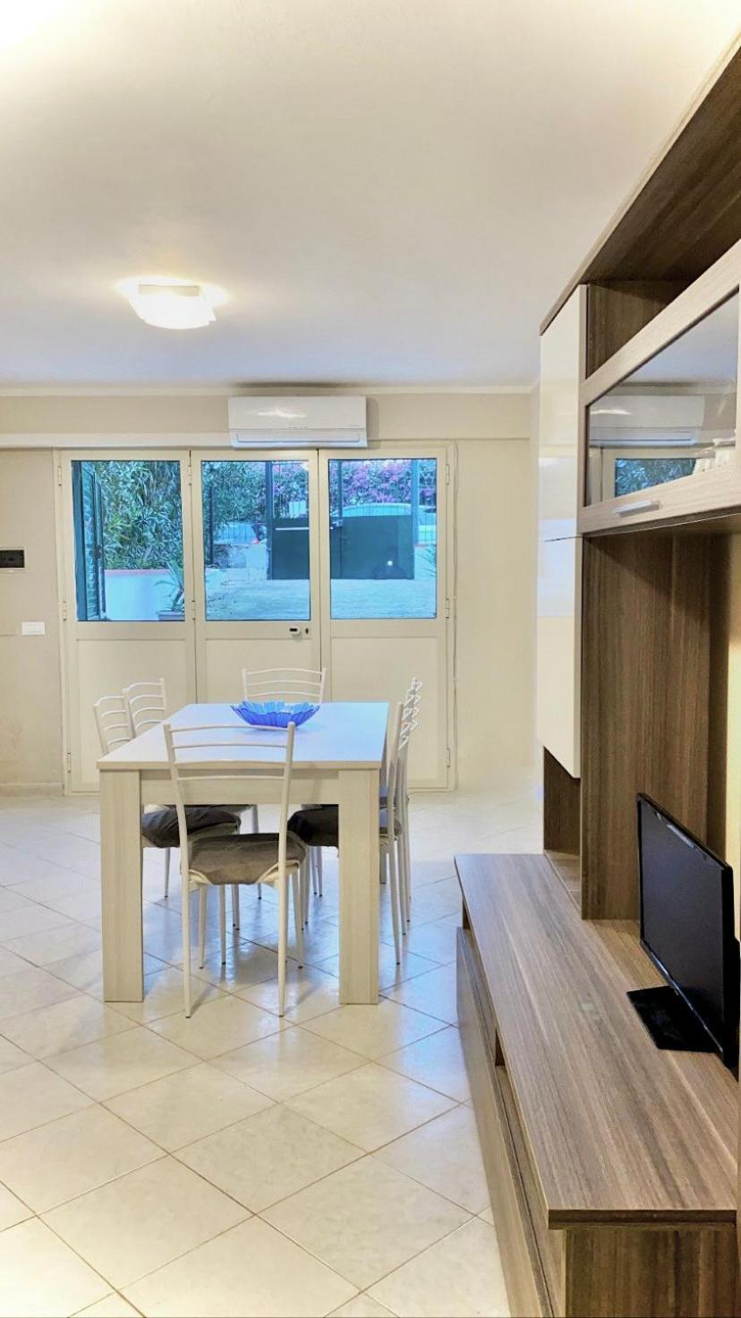 Iccara Casa Vacanze คารินิ ภายนอก รูปภาพ