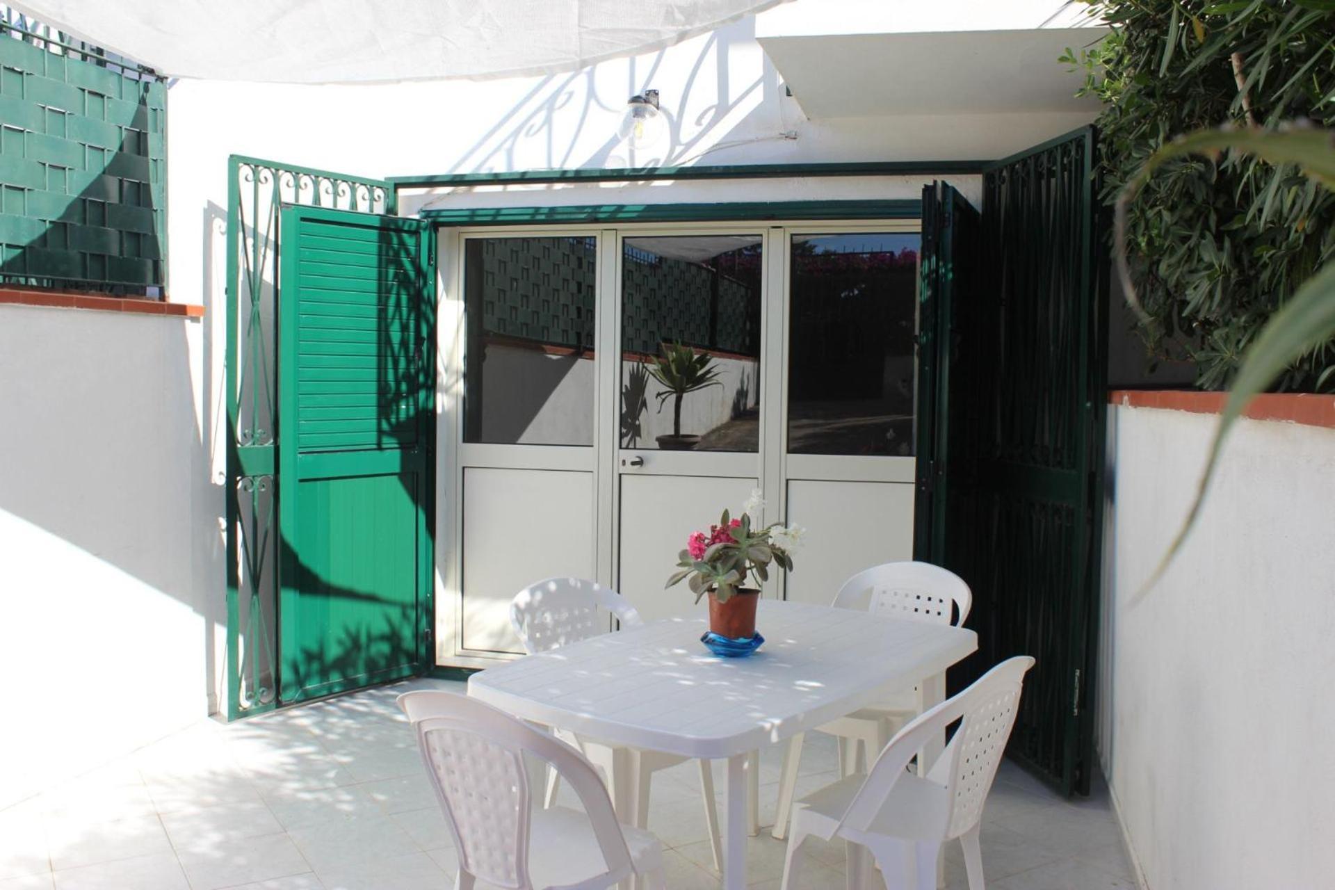 Iccara Casa Vacanze คารินิ ภายนอก รูปภาพ